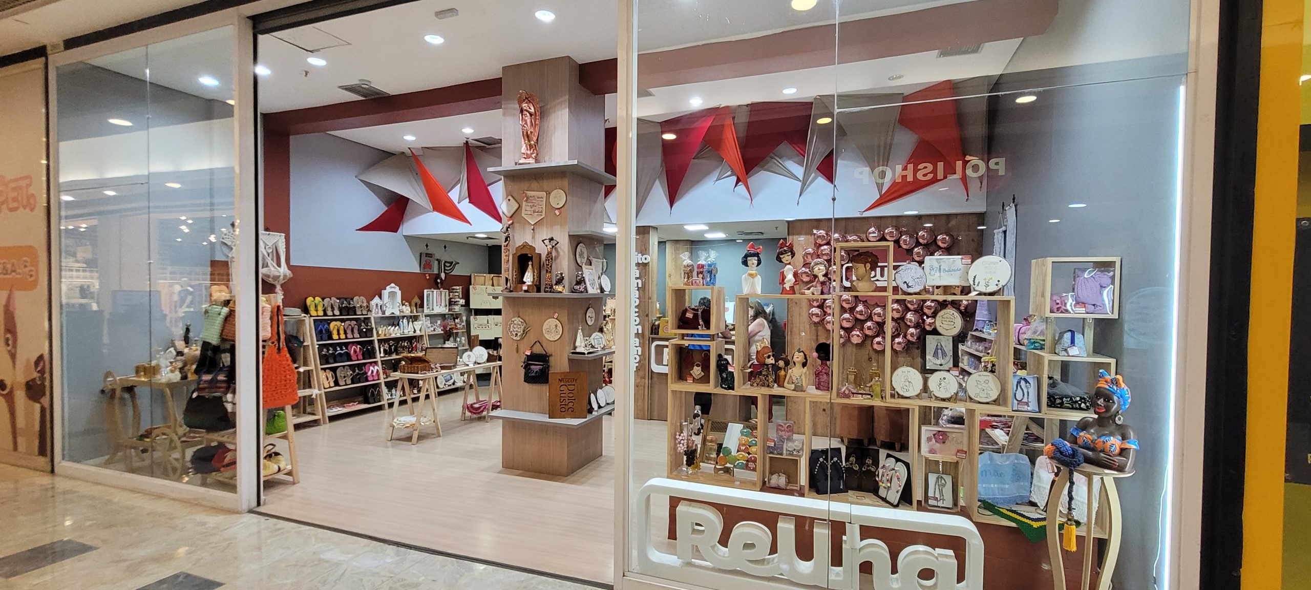 Do sonho à vitrine, a magia coletiva da Loja Reúna no Shopping Penha
