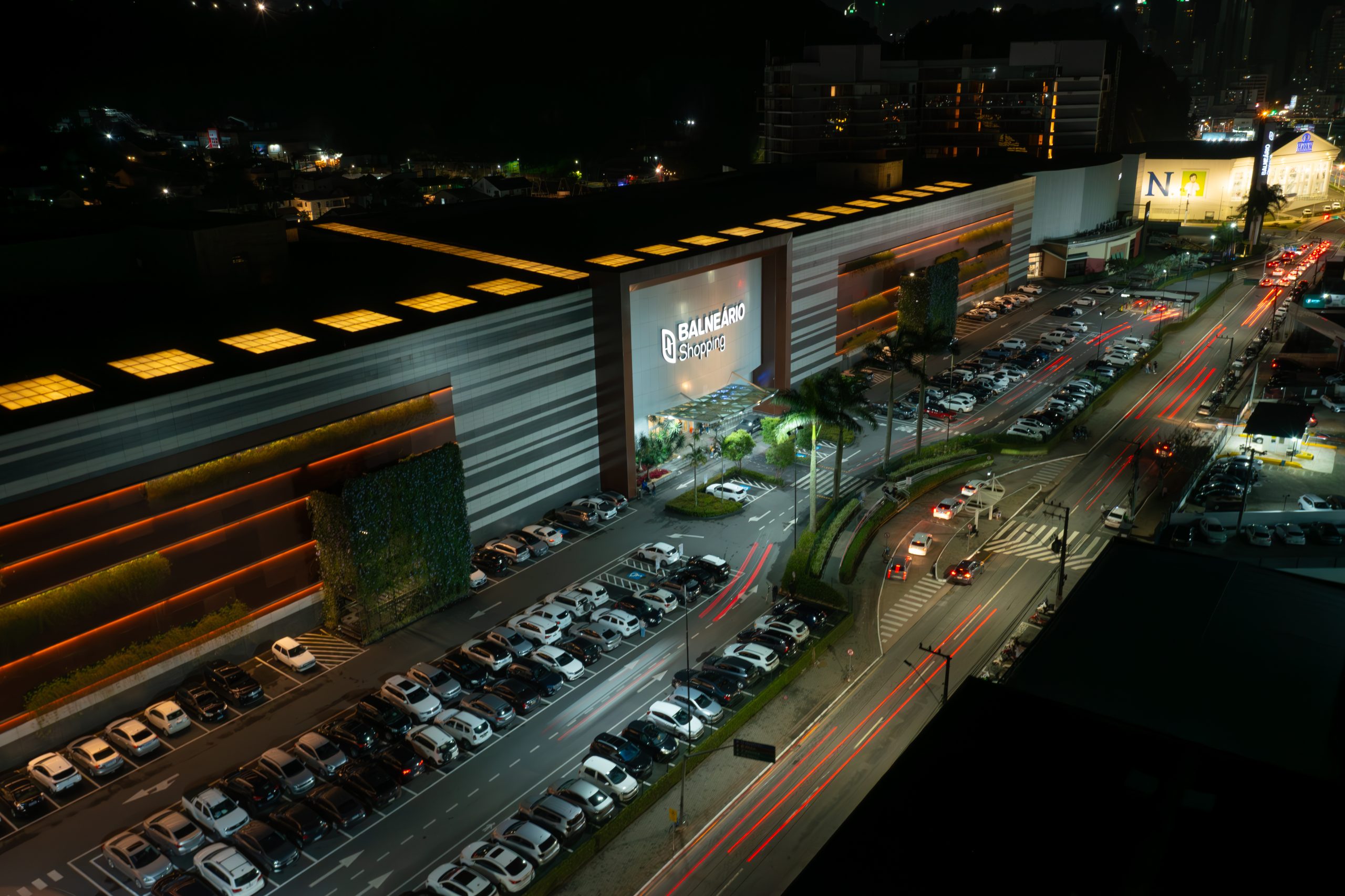 COMO O BALNEÁRIO SHOPPING REDEFINIU A RENTABILIDADE POR M² E MULTIPLICOU POR 6 A RECEITA