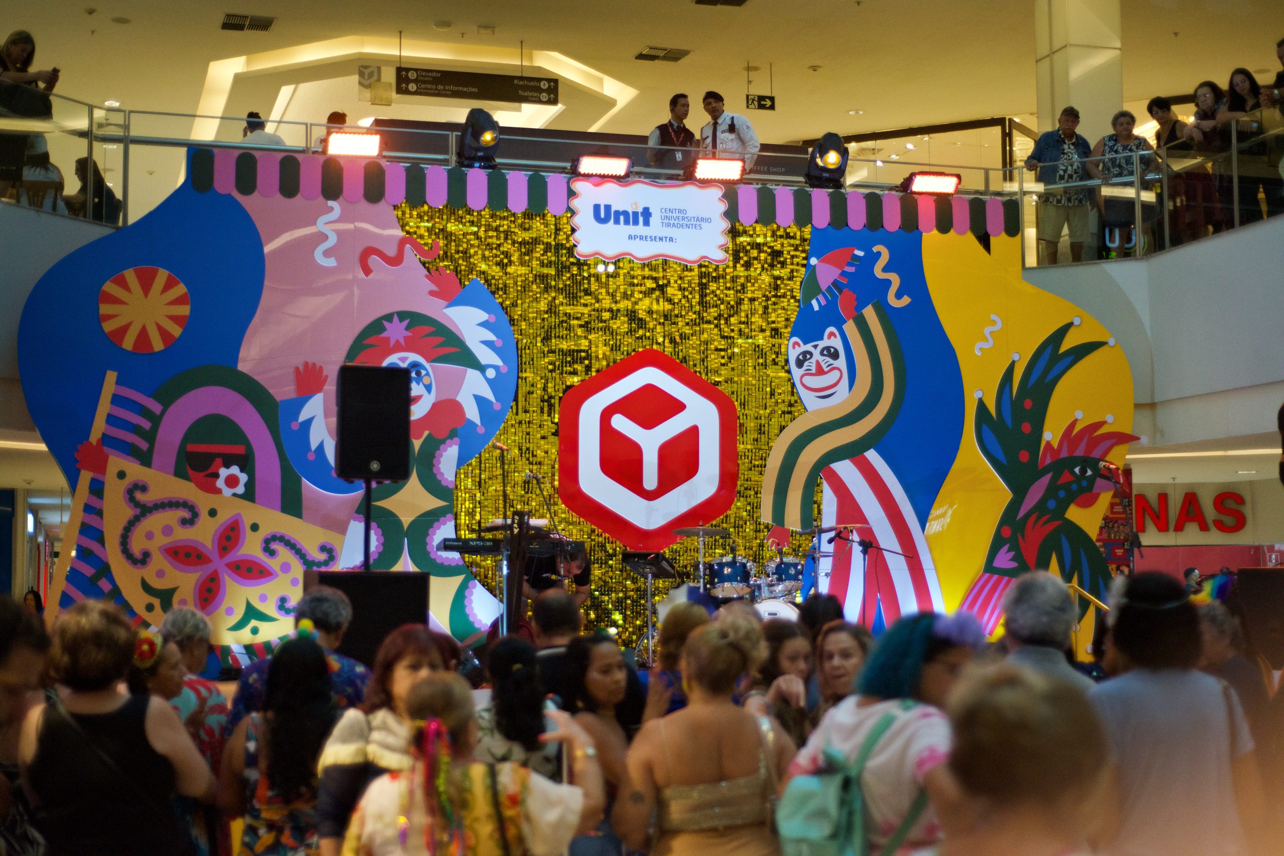 Hub da Folia: Shopping Recife o maior ponto de conexão do Carnaval de Recife