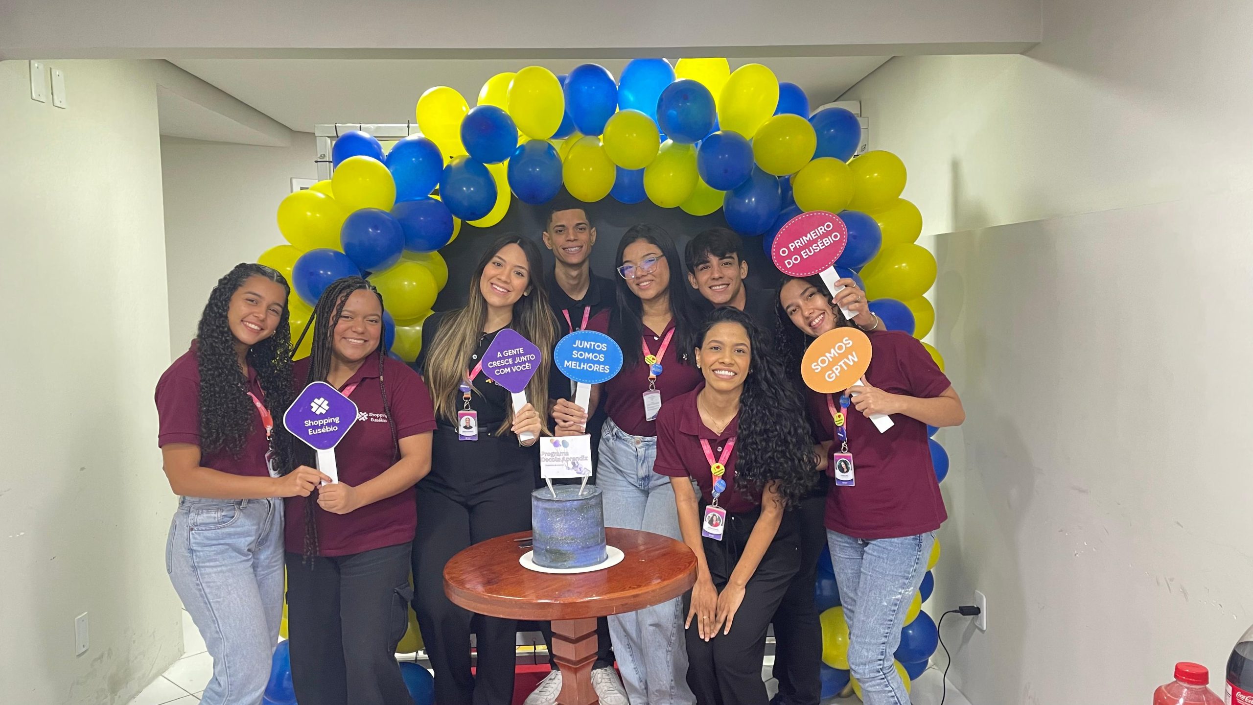 DECOLA APRENDIZ SHOPPING EUSÉBIO: DESENVOLVENDO JOVENS PARA O FUTURO