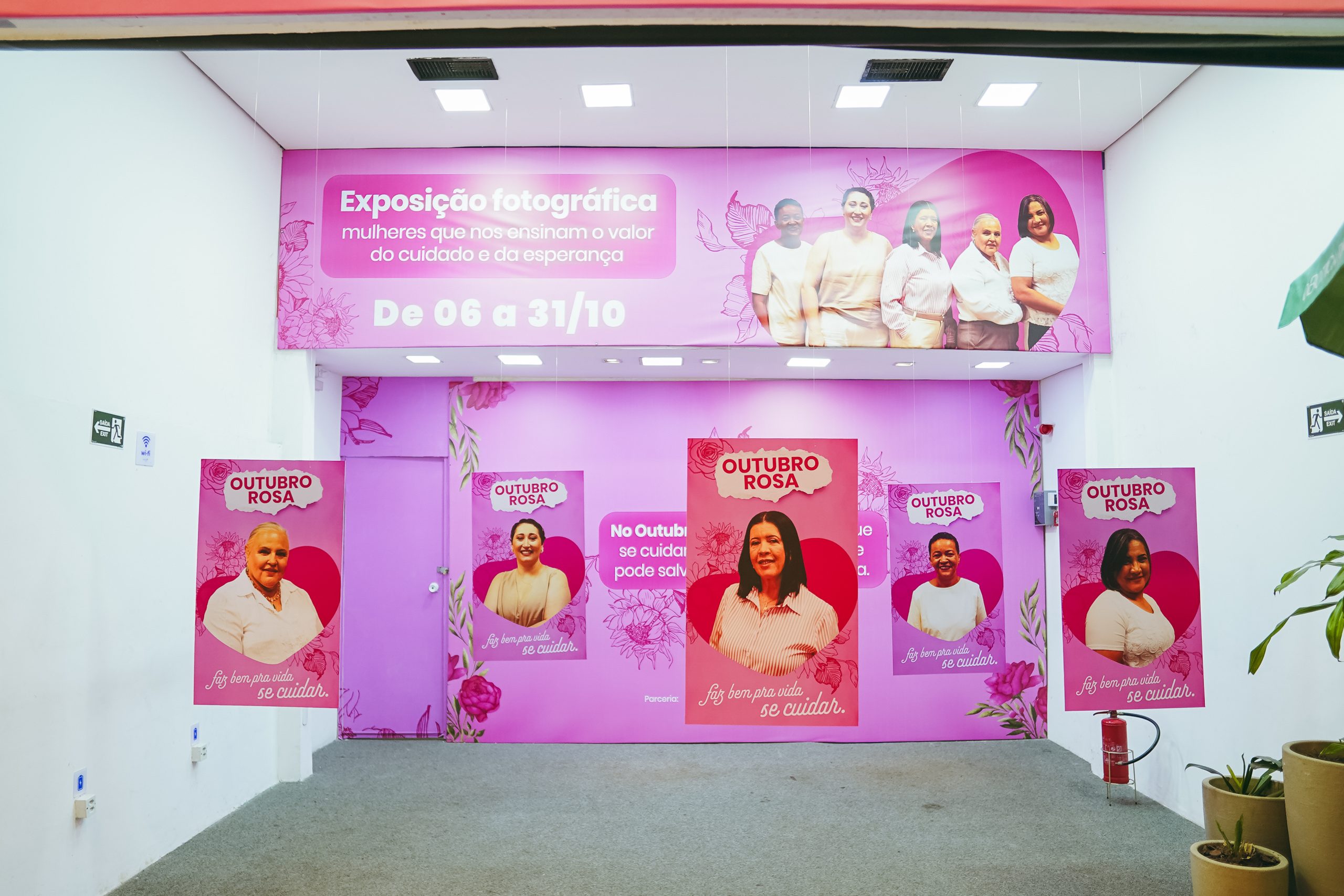 Além do Diagnóstico: Superação que Ganha Voz na Exposição Outubro Rosa