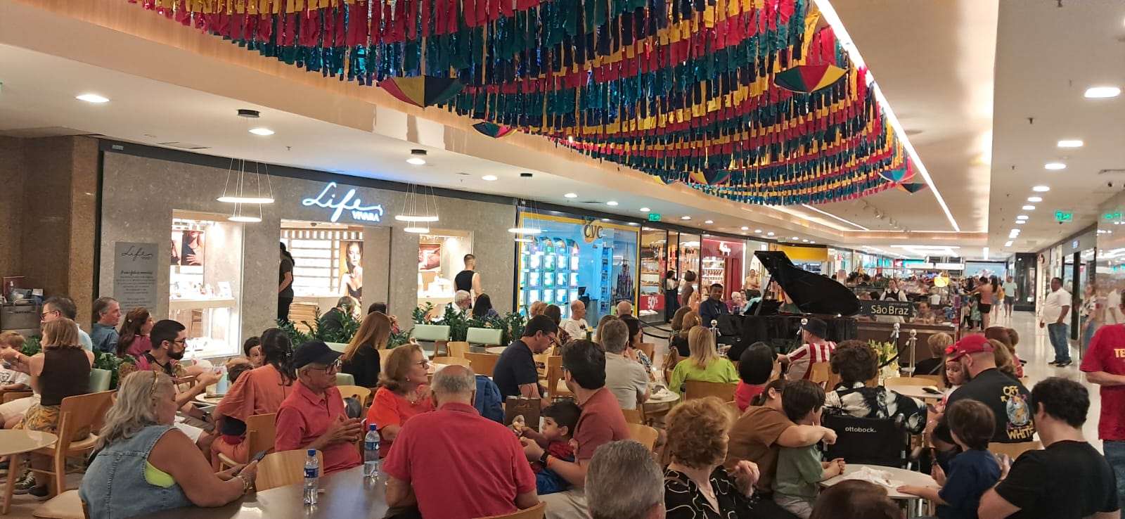 Praça do Piano: Cultura, Convivência e Impacto Social