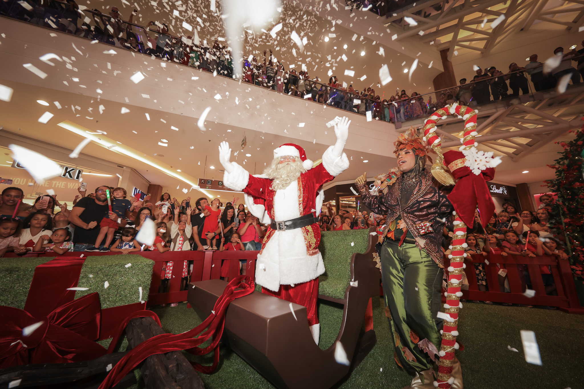 JCPM SHOPPINGS: Natal Perfumado transforma Salvador Shopping e gera fluxo recorde