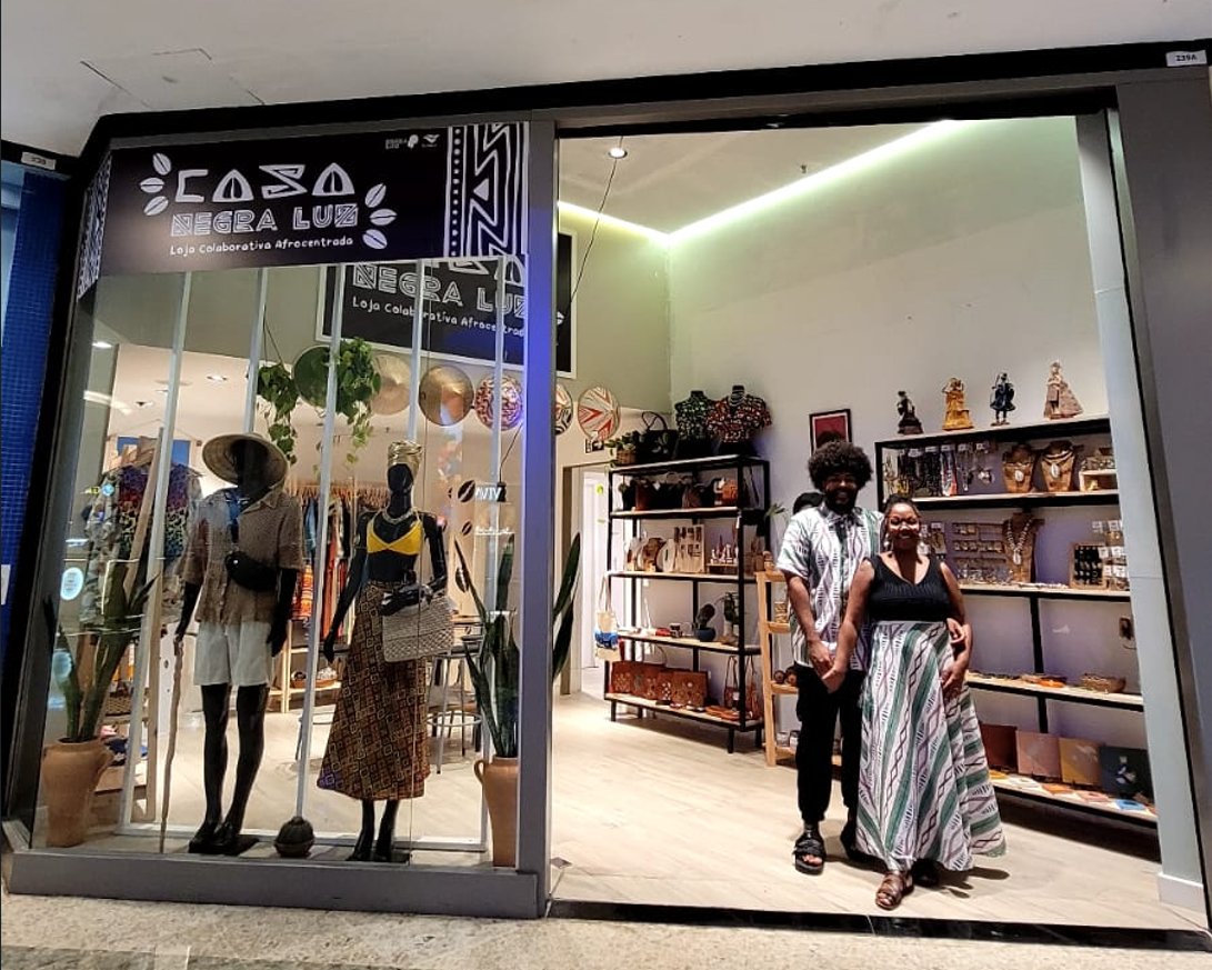 JCPM SHOPPINGS – RIOMAR ARACAJU – CASA NEGRA LUZ