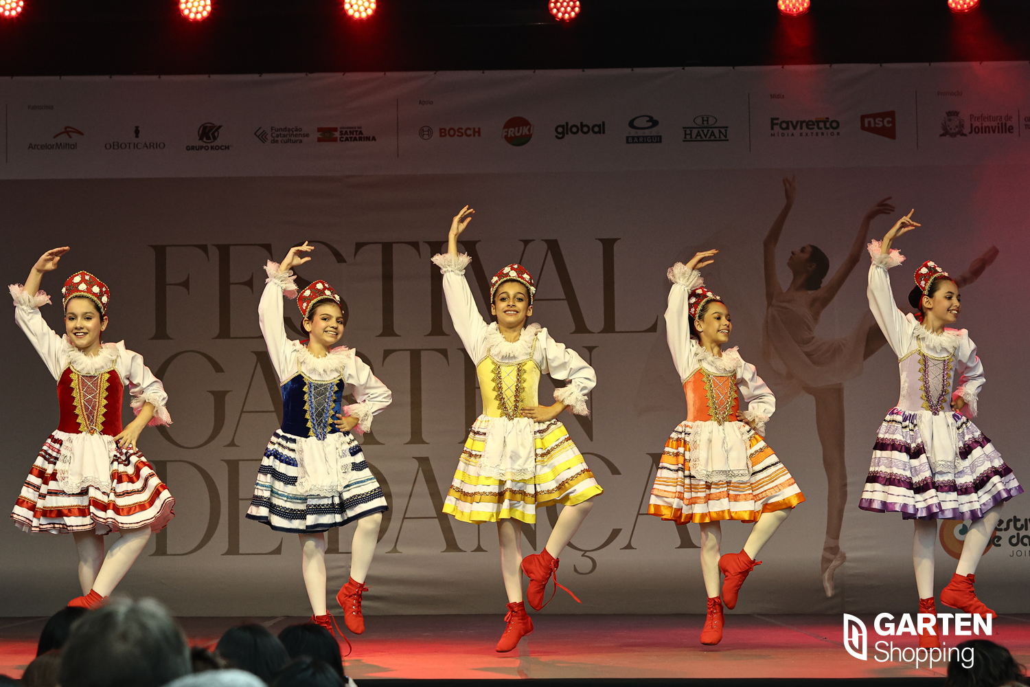 FESTIVAL GARTEN DE DANÇA: +1000 APRESENTAÇÕES NO MAIOR PALCO ABERTO DO MUNDO NUM SHOPPING