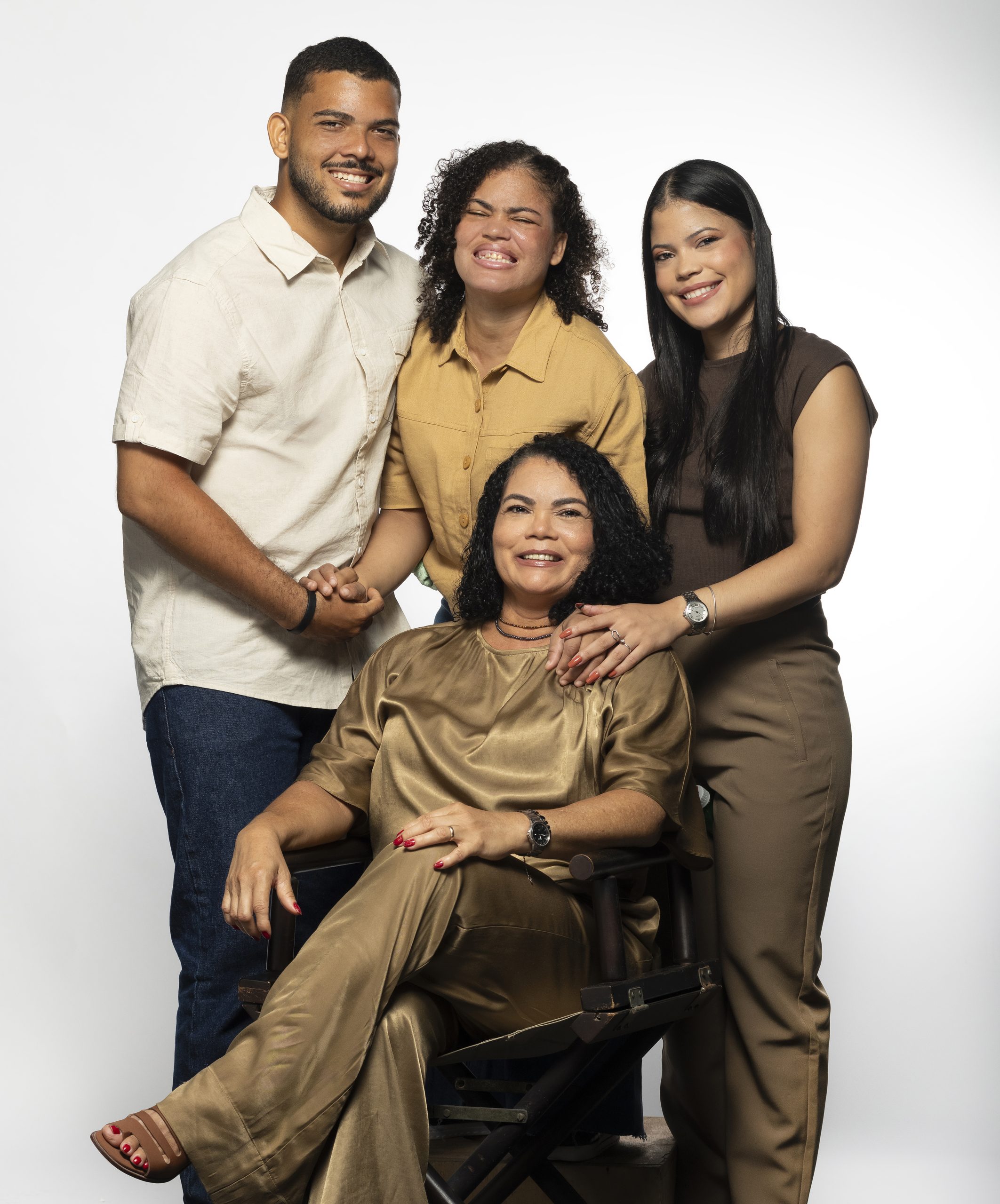 A ARTE DE SER MÃE | ARTISTA ALAGOANA SIL DA CAPELA