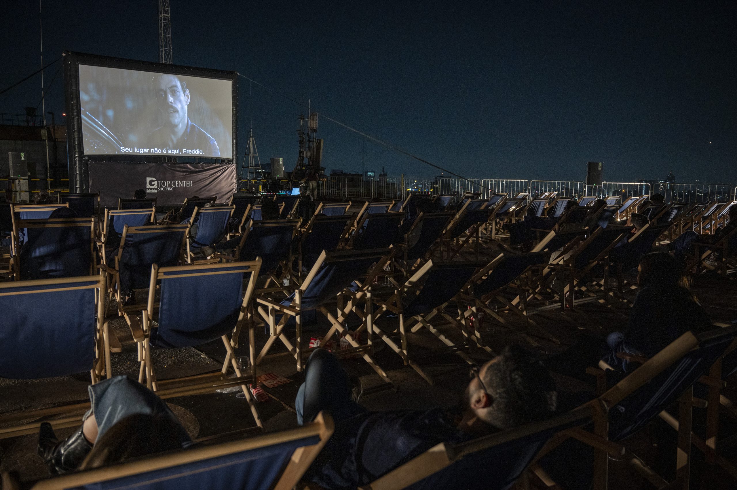 Top Cine: Como um heliponto na Av. Paulista se tornou o cinema a céu aberto.